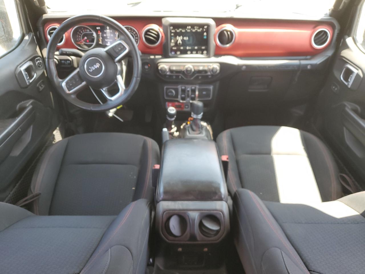 JEEP WRANGLER 2018 VIN 1C4HJXFG1JW125326 photo 8