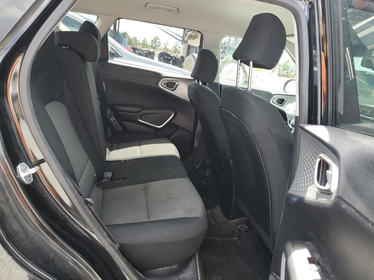 2020 Kia Soul Lx VIN: KNDJ23AUXL7725263 Lot: 61419655