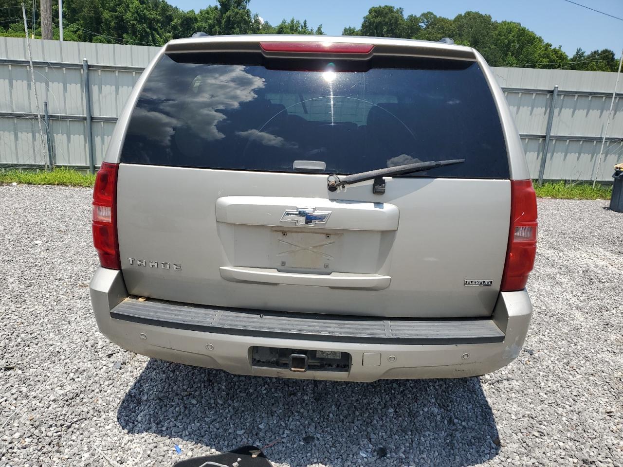 2008 Chevrolet Tahoe K1500 VIN: 1GNFK13098R260322 Lot: 62146165