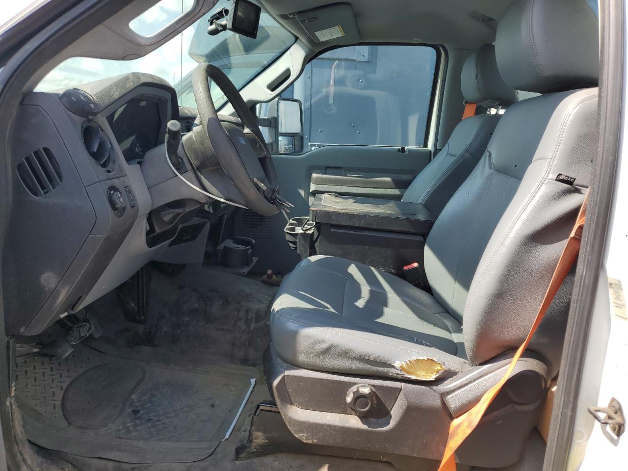 2015 Ford F450 Super Duty VIN: 1FDUF4GY1FEC92882 Lot: 61363505
