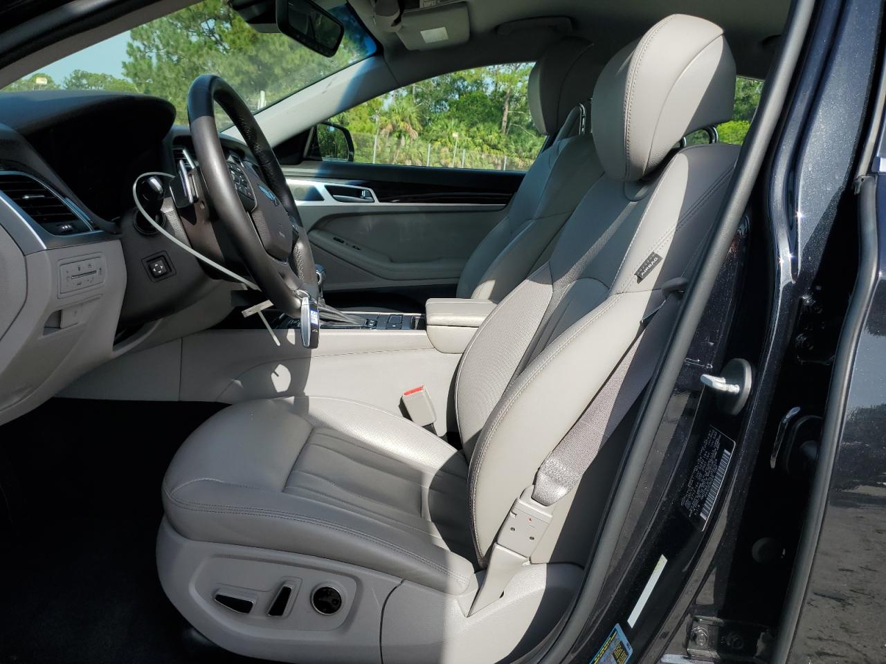 2020 Genesis G80 Base VIN: KMTFN4JE5LU332625 Lot: 61812305