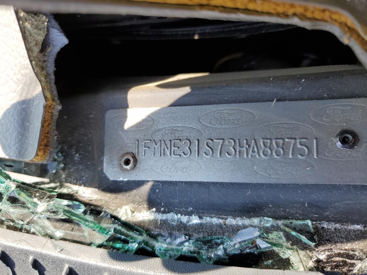 2003 Ford Econoline E350 Super Duty Wagon VIN: 1FMNE31S73HA88751 Lot: 59338795