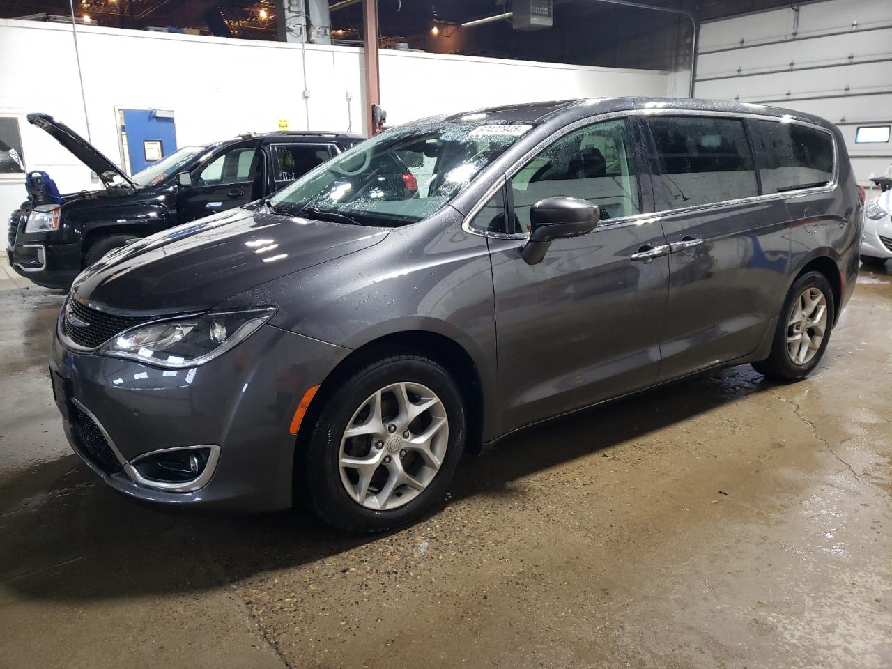 CHRYSLER PACIFICA 2019 VIN 2C4RC1FGXKR508669