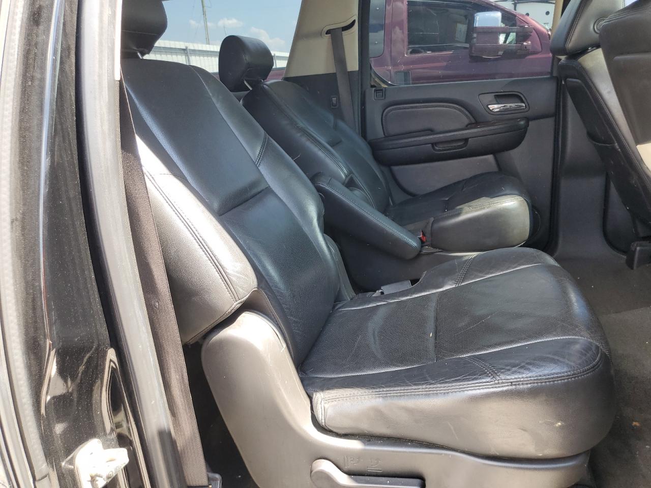 2008 Cadillac Escalade Esv VIN: 1GYFK66878R229913 Lot: 60733065
