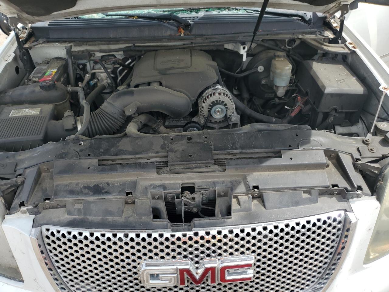 2009 GMC Yukon Denali VIN: 1GKFC03289R138011 Lot: 60793445