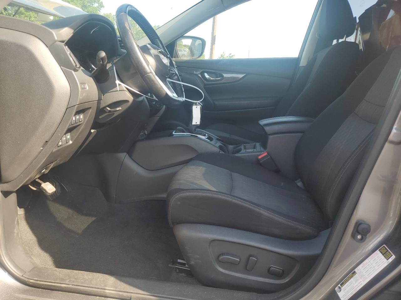 2020 Nissan Rogue S VIN: JN8AT2MVXLW120486 Lot: 61615265