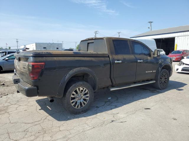 Pickups NISSAN TITAN 2016 Czarny