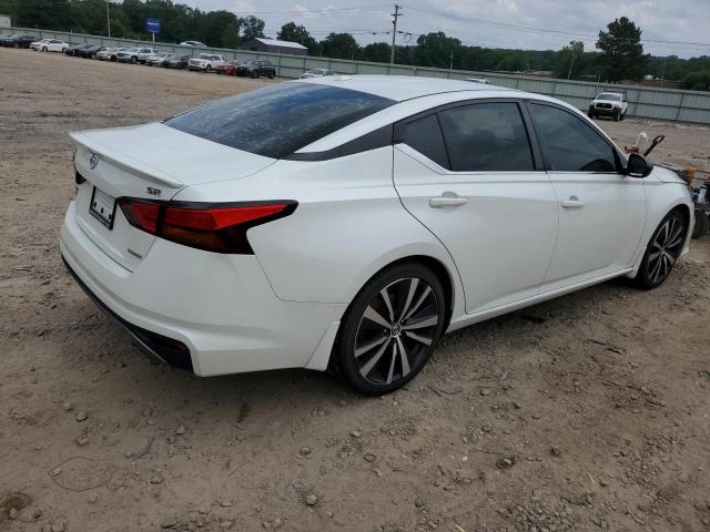 NISSAN ALTIMA 2019 Белы