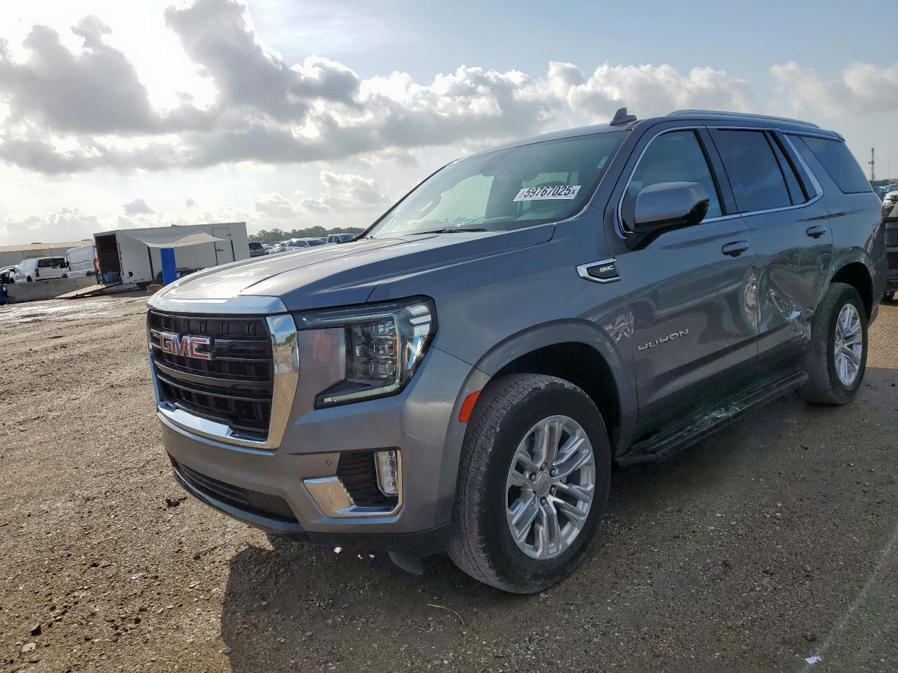 2022 GMC Yukon Sle
