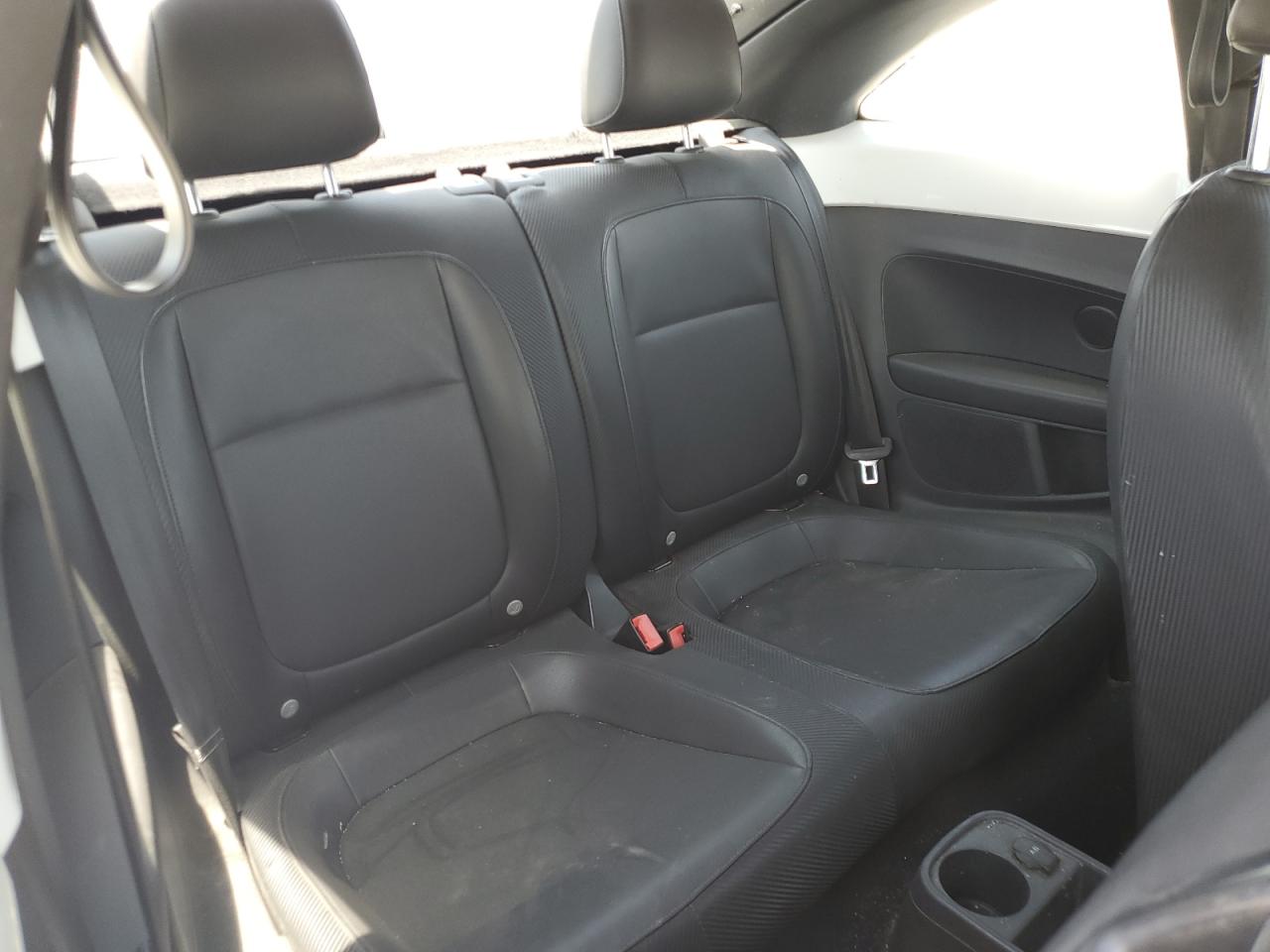 2013 Volkswagen Beetle VIN: 3VWJP7AT7DM604470 Lot: 61271265