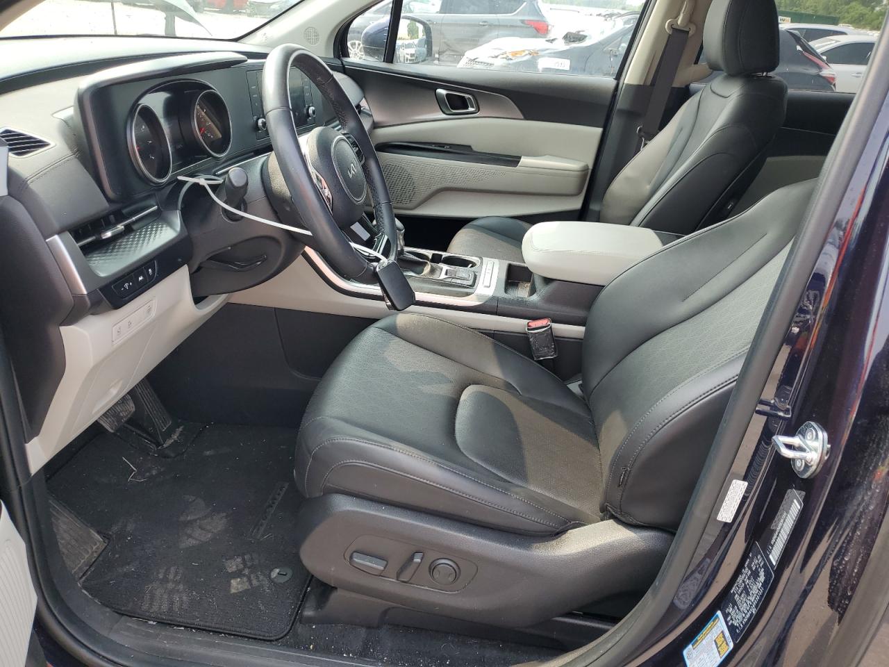 2024 Kia Carnival Lx VIN: KNDNB4H34R6387331 Lot: 59400145
