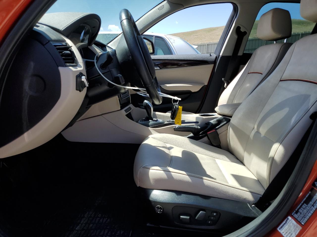 2015 BMW X1 xDrive28I VIN: WBAVL1C54FVY37546 Lot: 62520895