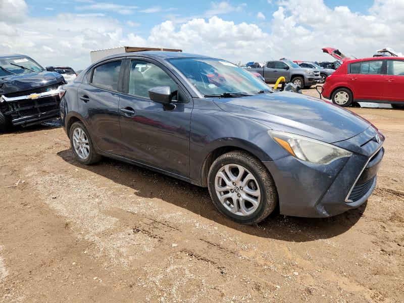 Sedans TOYOTA SCION 2016 Gray