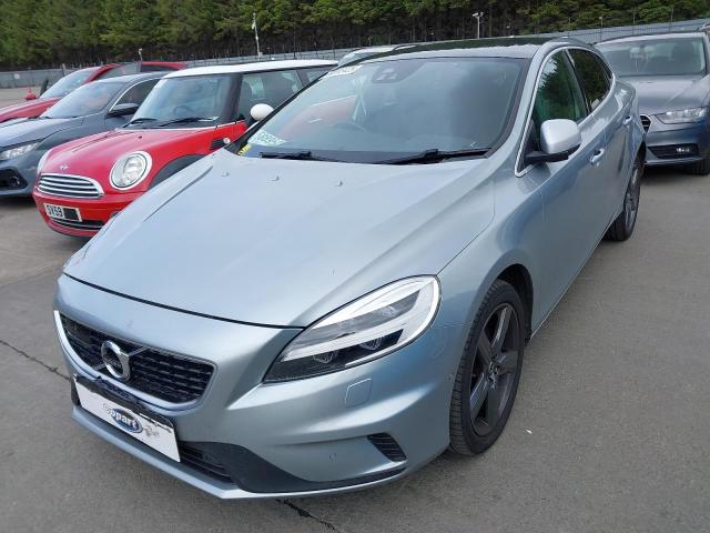 2018 VOLVO V40 T3 [152] R DESIGN NAV PLUS 5DR for sale at Copart WHITBURN