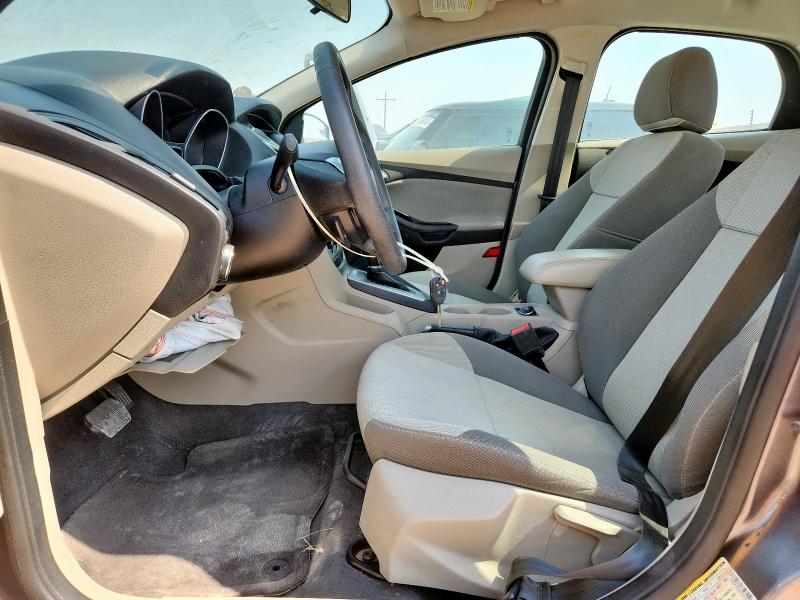 Sedans FORD FOCUS 2014 Szary