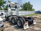 2020 Volvo Vnr Semi Truck продається в Milwaukee, WI - Mechanical