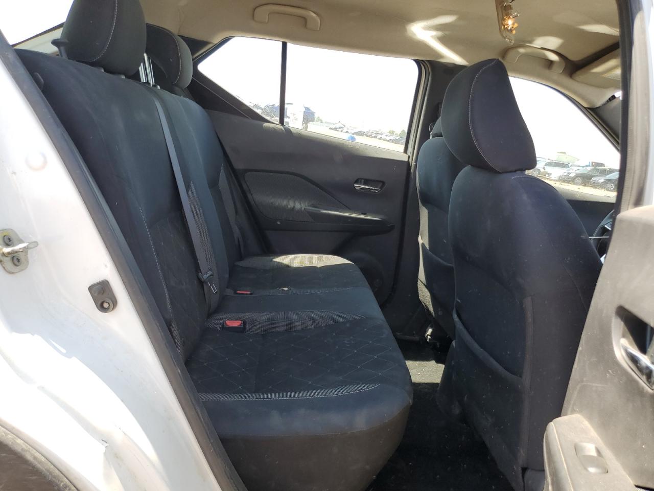 2018 Nissan Kicks S VIN: 3N1CP5CU7JL537010 Lot: 62675005