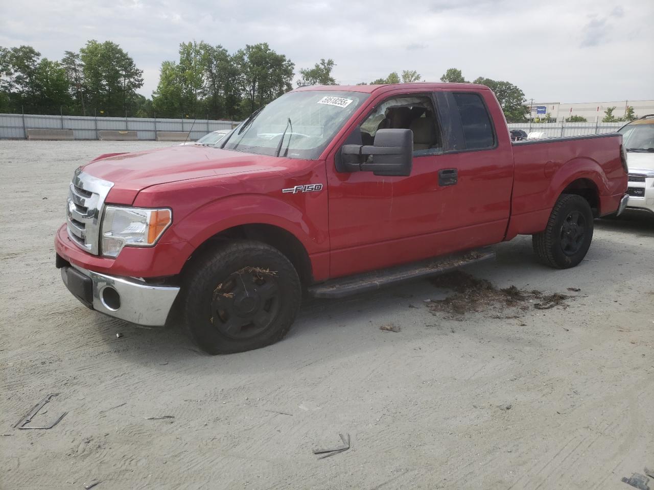 2012 Ford F150 Super Cab продається в Spartanburg, SC - All Over