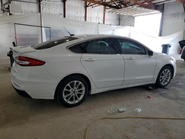  FORD FUSION 2019 Білий