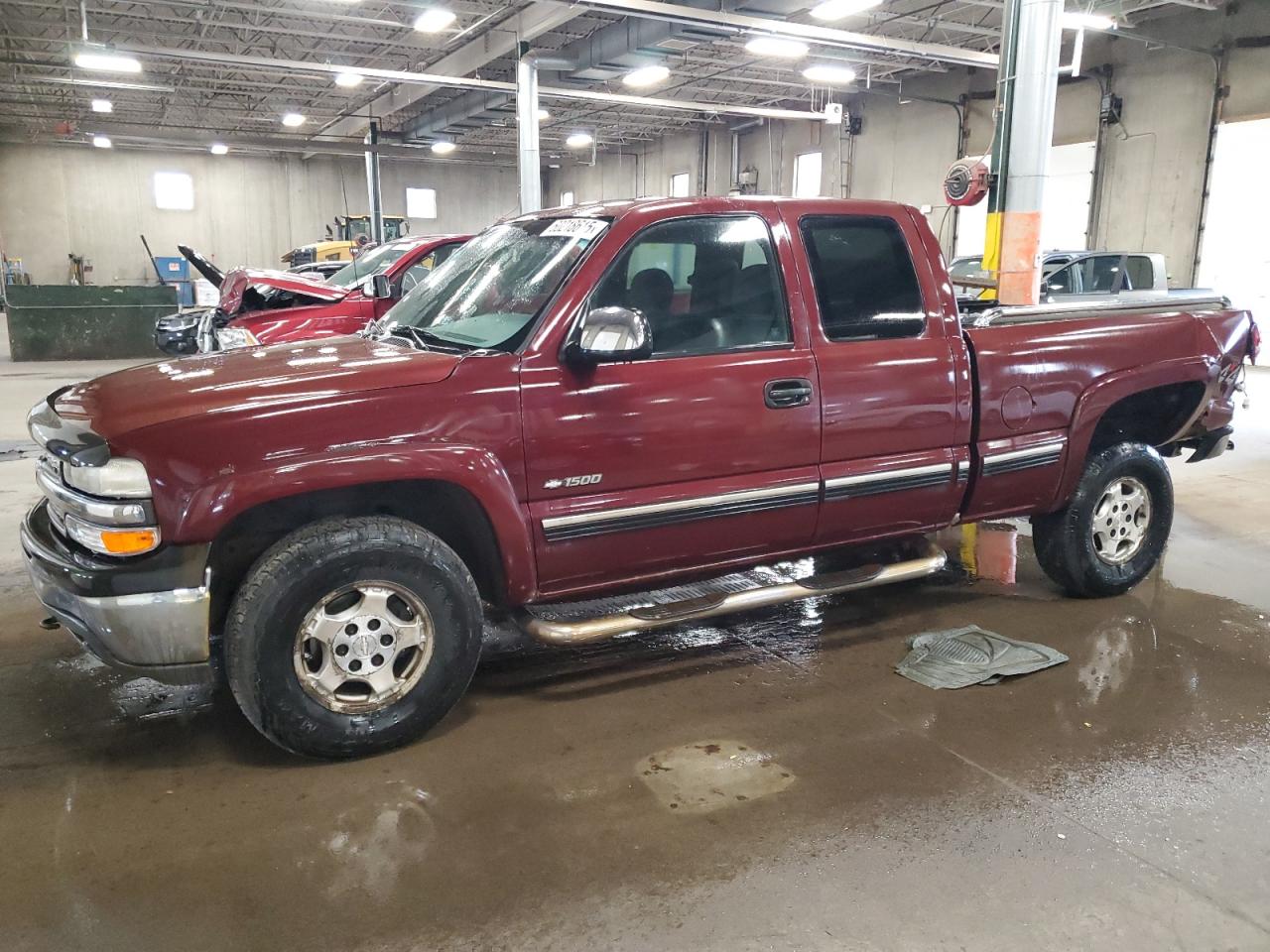 Blaine, MN에서 판매 중인 2000 Chevrolet Silverado K1500 - Rear End
