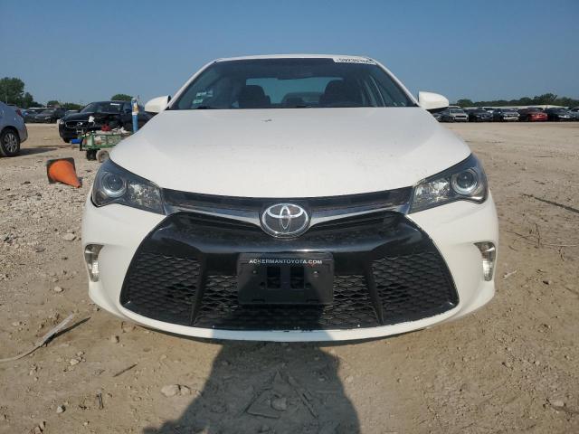  TOYOTA CAMRY 2015 White