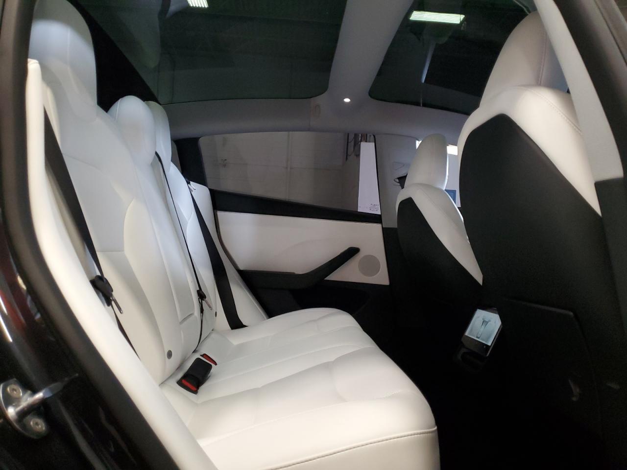 2025 Tesla Model 3 VIN: 5YJ3E1EA4SF008256 Lot: 62415505