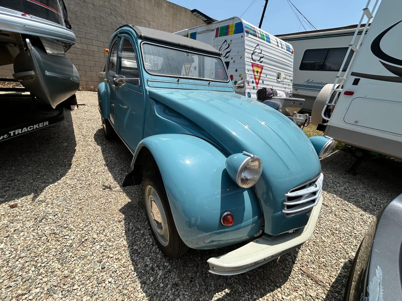 1966 Citroen 2 Cv for Sale in Rancho Cucamonga, CA - Minor Dent/Scratches