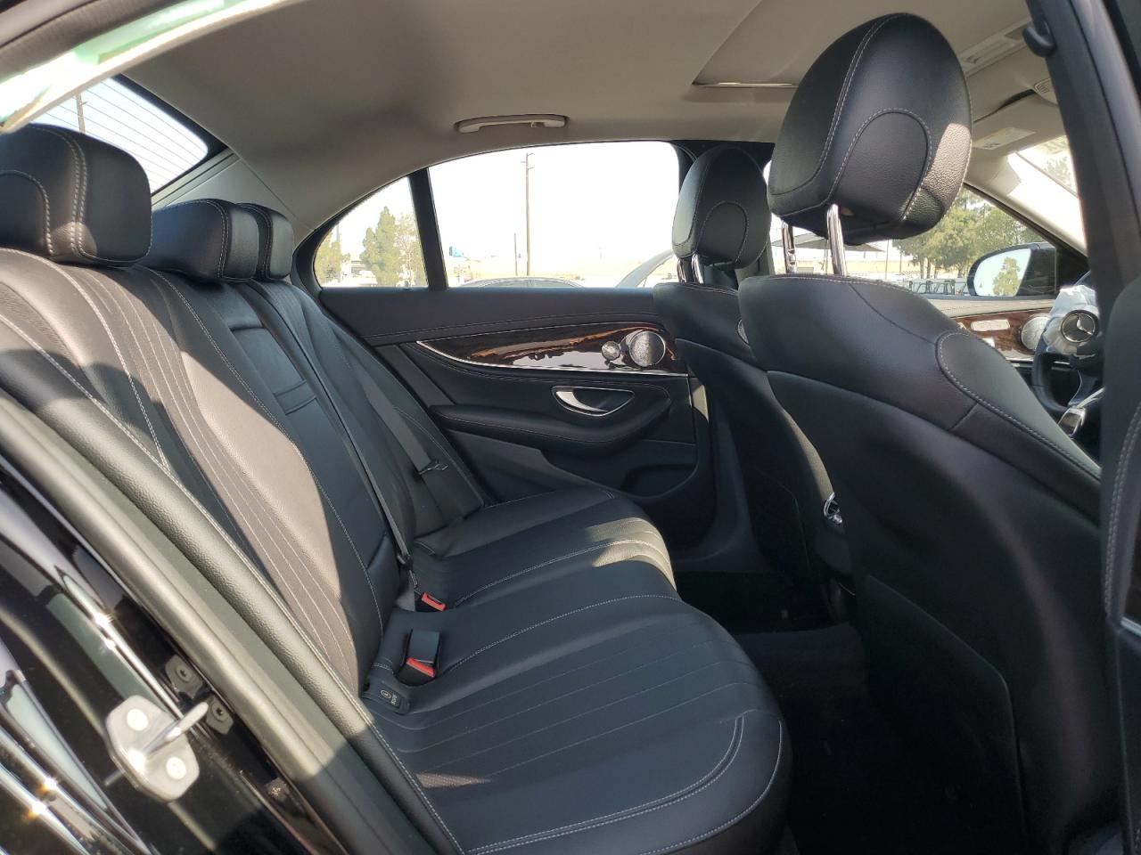 MERCEDES-BENZ E-CLASS 2018 VIN WDDZF6GBXJA383821 zdjęcie 10