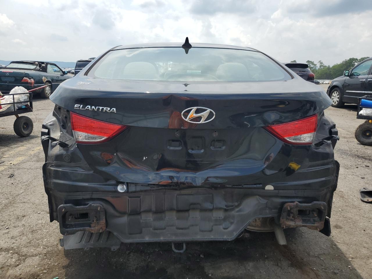 2013 Hyundai Elantra Gls VIN: 5NPDH4AE3DH378804 Lot: 62655445