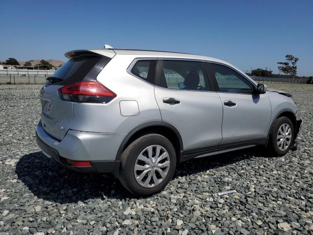  NISSAN ROGUE 2017 Srebrny