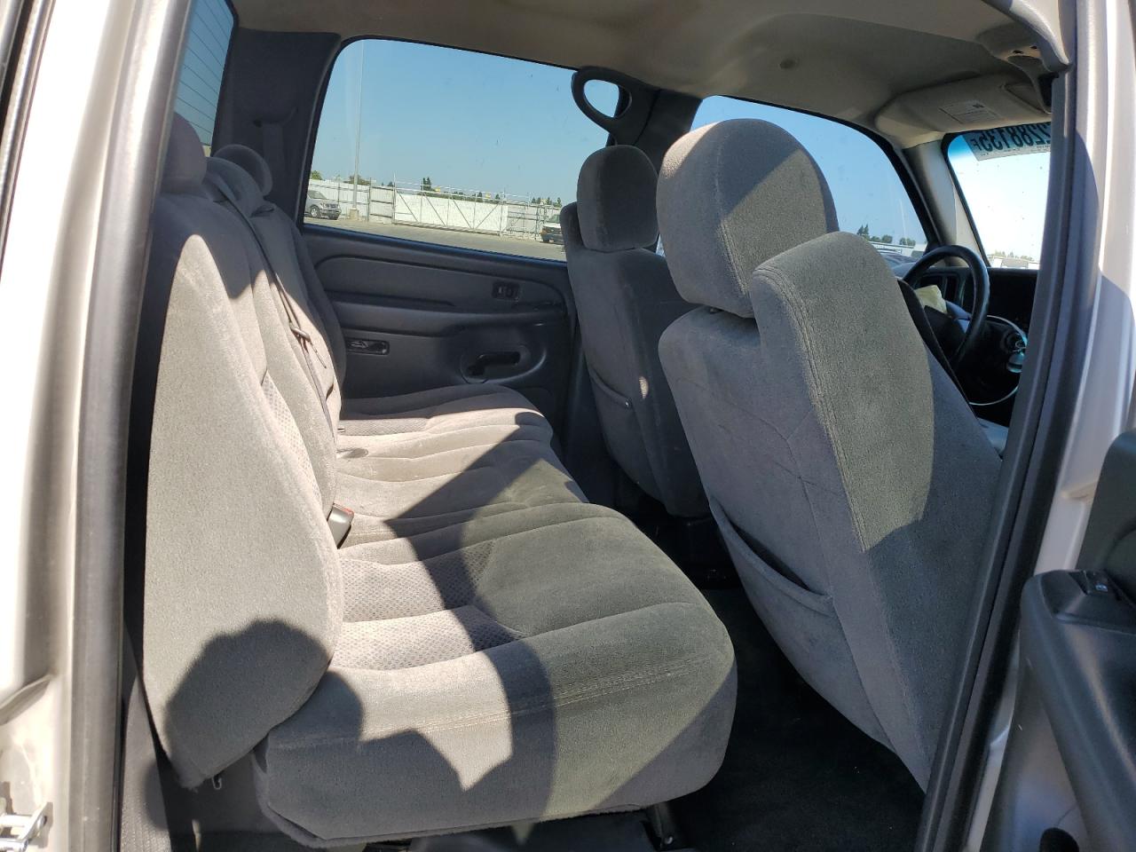 2004 Chevrolet Silverado C1500 VIN: 2GCEC13T841325739 Lot: 62288135
