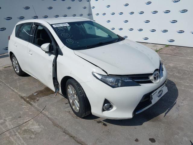 2013 TOYOTA AURIS ICON