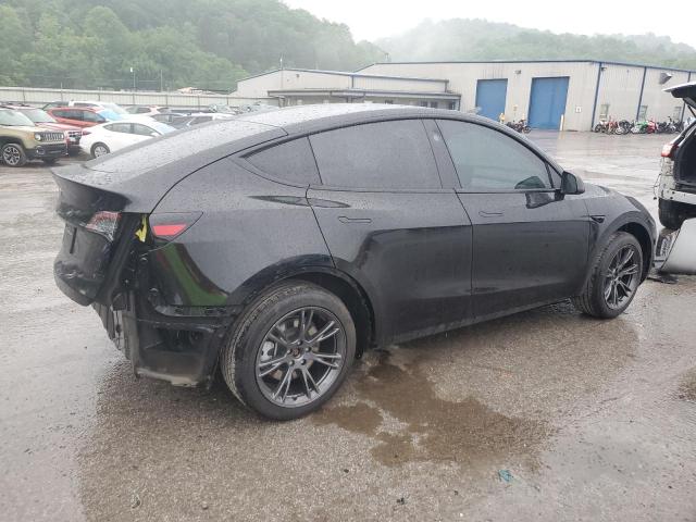  TESLA MODEL Y 2024 Czarny