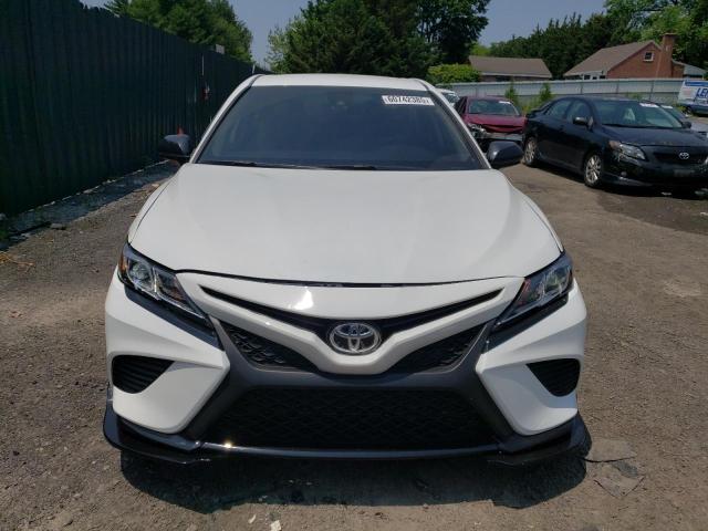  TOYOTA CAMRY 2020 Biały