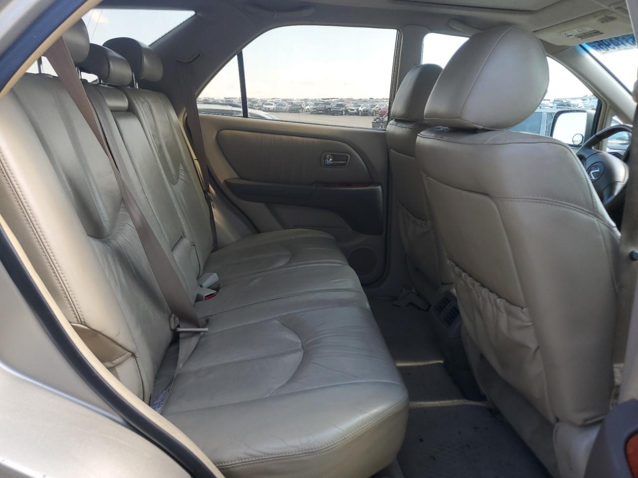 2001 Lexus Rx 300 VIN: JTJHF10UX10233912 Lot: 62831495