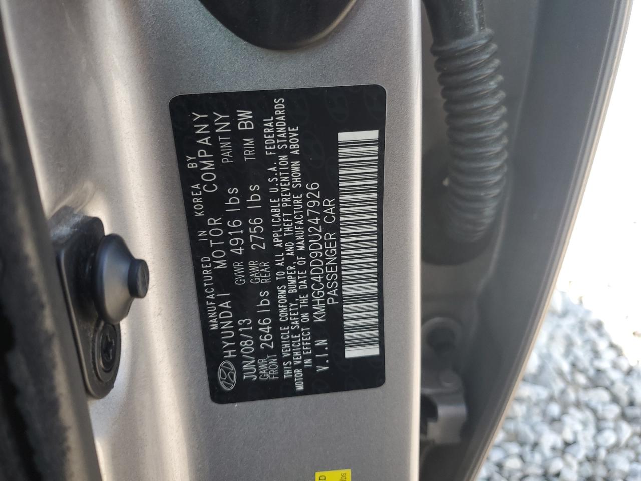 2013 Hyundai Genesis 3.8L VIN: KMHGC4DD9DU247926 Lot: 61735335