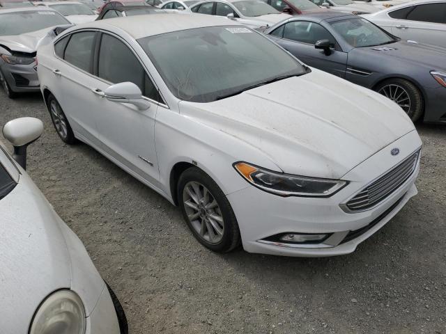 Седани FORD FUSION 2017 Білий