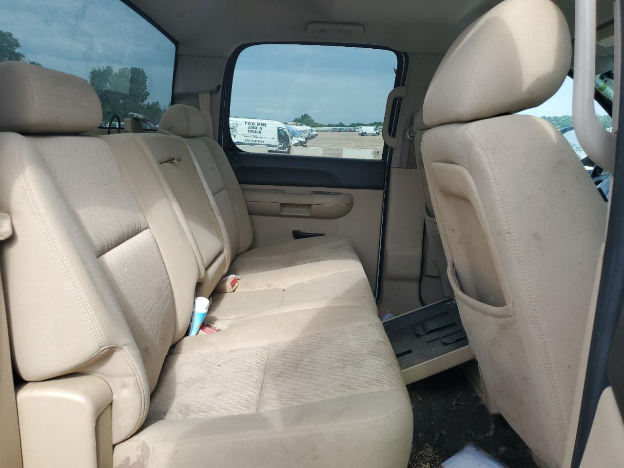 2011 Chevrolet Silverado C1500 Lt VIN: 3GCPCSE06BG214273 Lot: 61947015