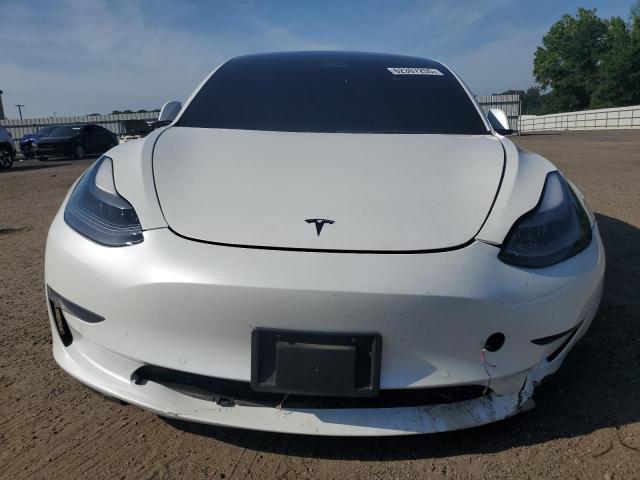  TESLA MODEL 3 2022 Белый