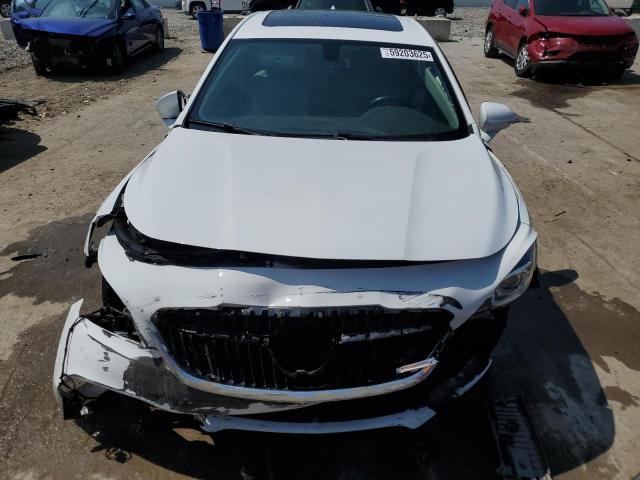  BUICK LACROSSE 2019 Белы