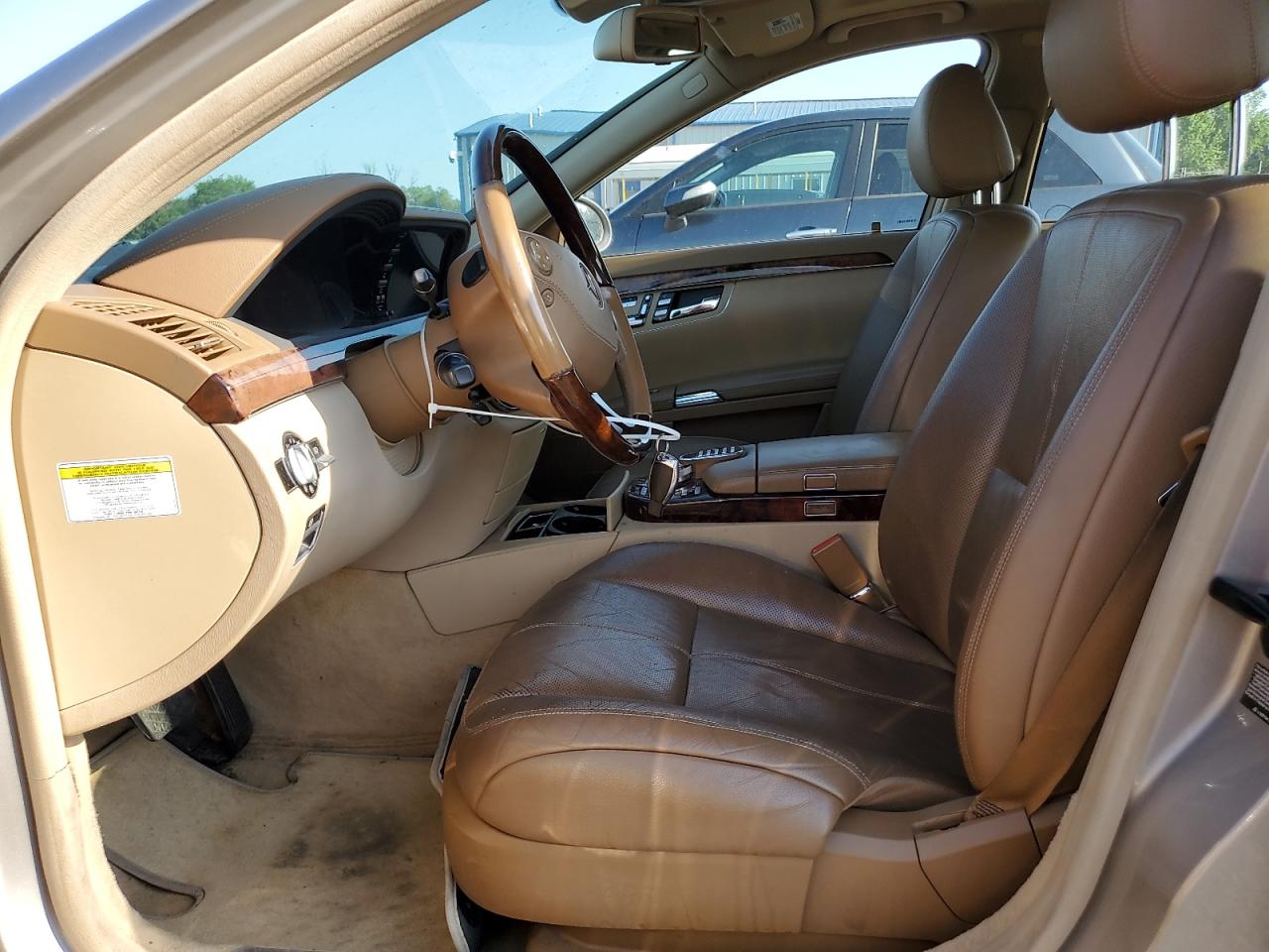 2007 Mercedes-Benz S 550 VIN: WDDNG71X97A058575 Lot: 61751095