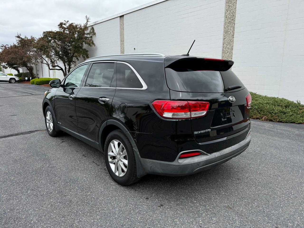 KIA SORENTO 2016 VIN 5XYPGDA5XGG093643 photo 3