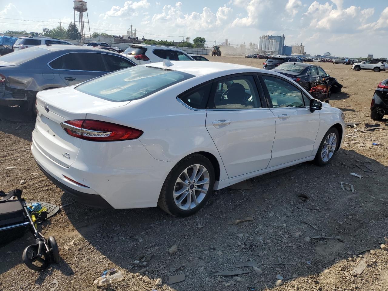 FORD FUSION 2020 VIN 3FA6P0LUXLR244592 zdjęcie 3