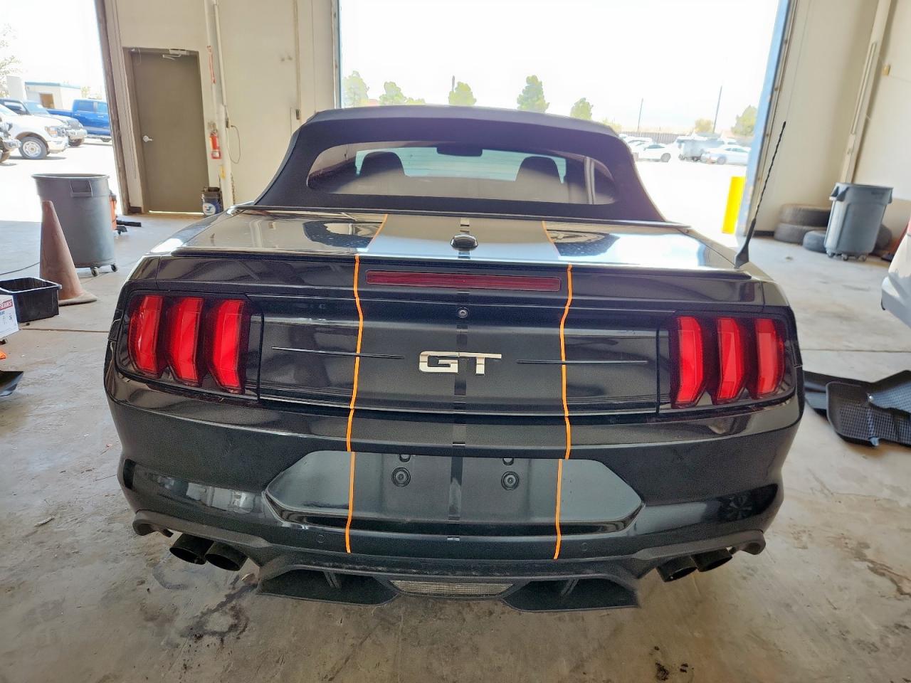 FORD MUSTANG 2019 VIN 1FATP8FF9K5158593 zdjęcie 6