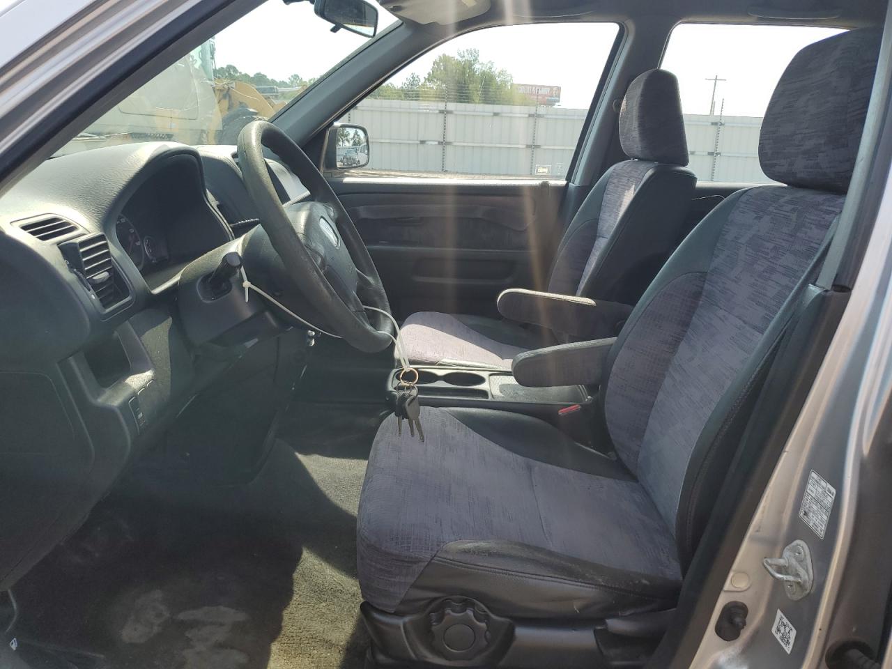 2003 Honda Cr-V Lx VIN: JHLRD68493C000140 Lot: 61924265
