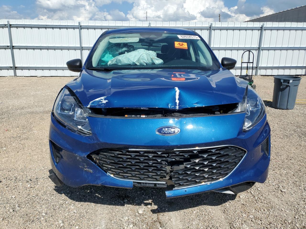FORD ESCAPE 2022 VIN 1FMCU9G60NUA95705 фото 5