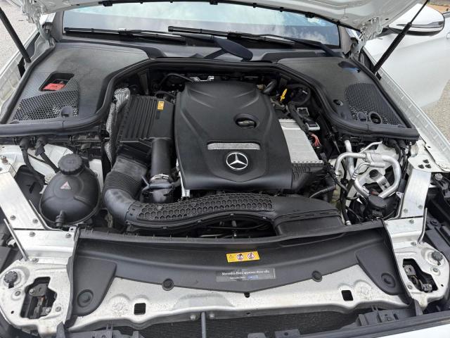 Sedans MERCEDES-BENZ E-CLASS 2017 White