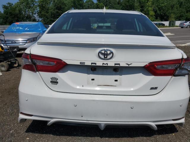  TOYOTA CAMRY 2019 White