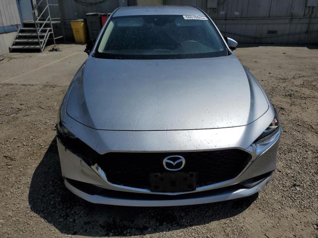  MAZDA 3 2019 Srebrny