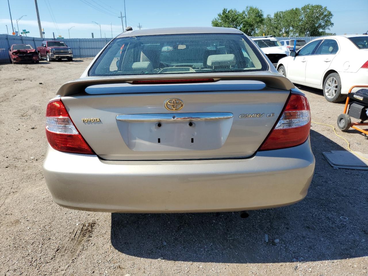 2004 Toyota Camry Le VIN: 4T1BE32K94U278755 Lot: 62576935
